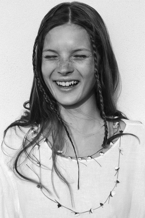 butterfIei's tweet photo. Kate Moss https://t.co/oDfMOkzTkI