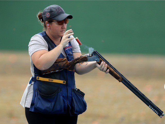 zesty_rightwing's tweet photo. Olympian #KimRhode Offers To Educate #GavinNewsom On Firearms https://t.co/miE0Zgeuem https://t.co/Z6l57xmzng