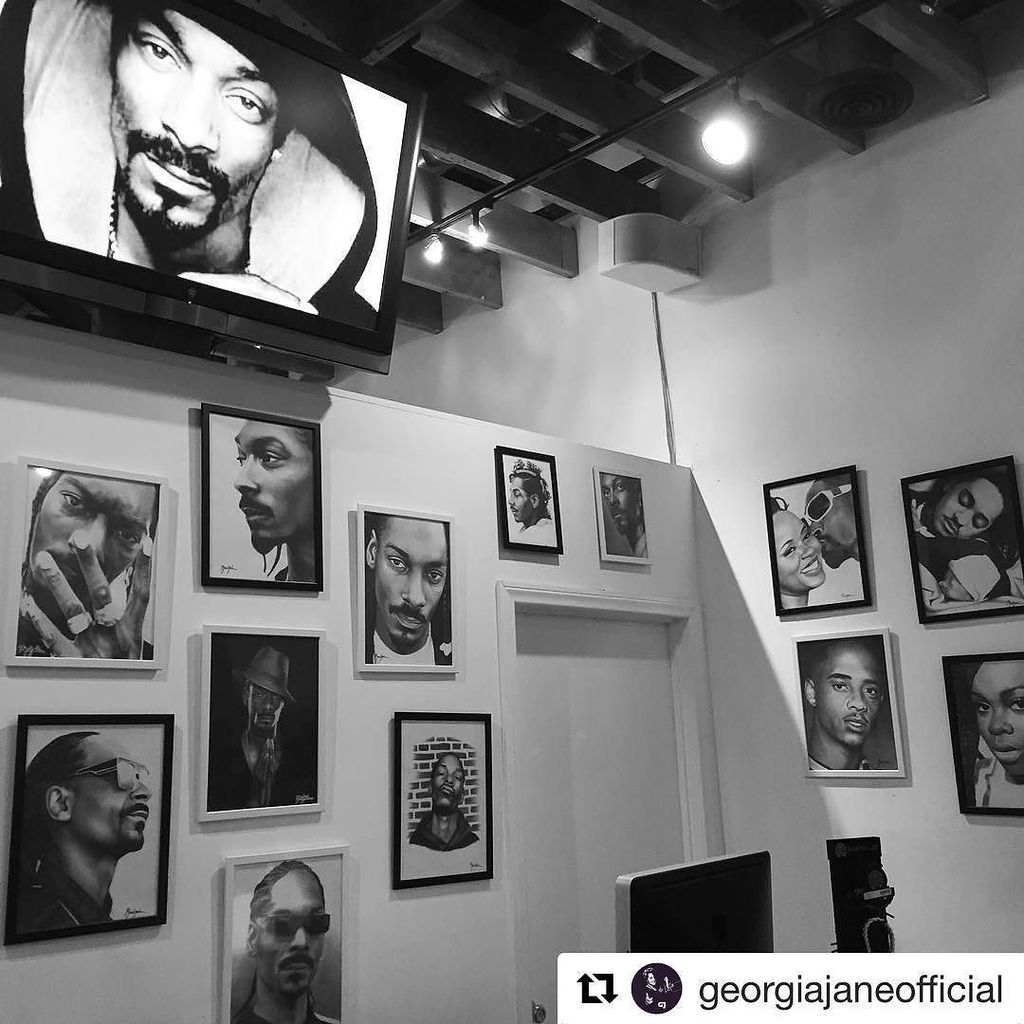 colors_la's tweet photo. #Repost @georgiajaneofficial with @repostapp
・・・
Tomorrow will be the last day to come see… https://t.co/nH1jcfHeOT https://t.co/MboMvPhB2r