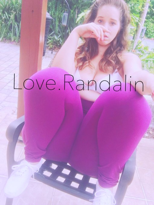 Watch itsRandalin's leaked NSFW photo on TwXstars