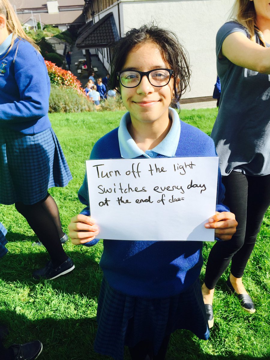 aisling_m_daly's tweet photo. @stmarysmallow #GreenSchools committee asked students to sign an #EnergyPledge yday to help us hit energy targets!🖥💡 https://t.co/4Uxg7nUSWt