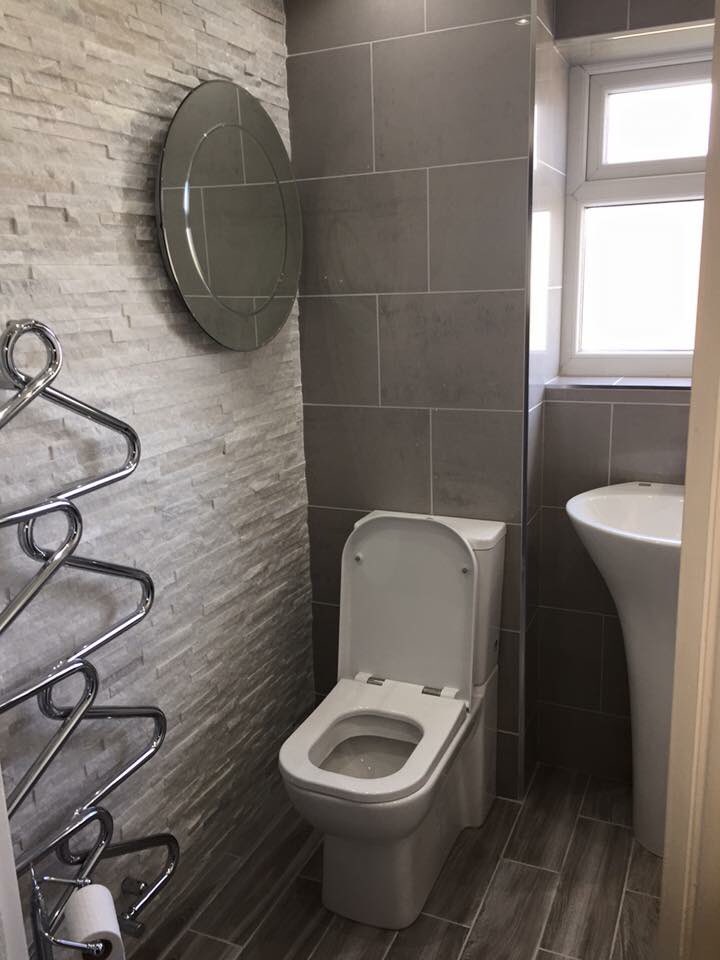 TileBathroomMcr's tweet photo. #Tiles &amp; #Bathrooms at the Best Price South #Manchester #Stockport #Altrincham https://t.co/04aaXSIXTZ