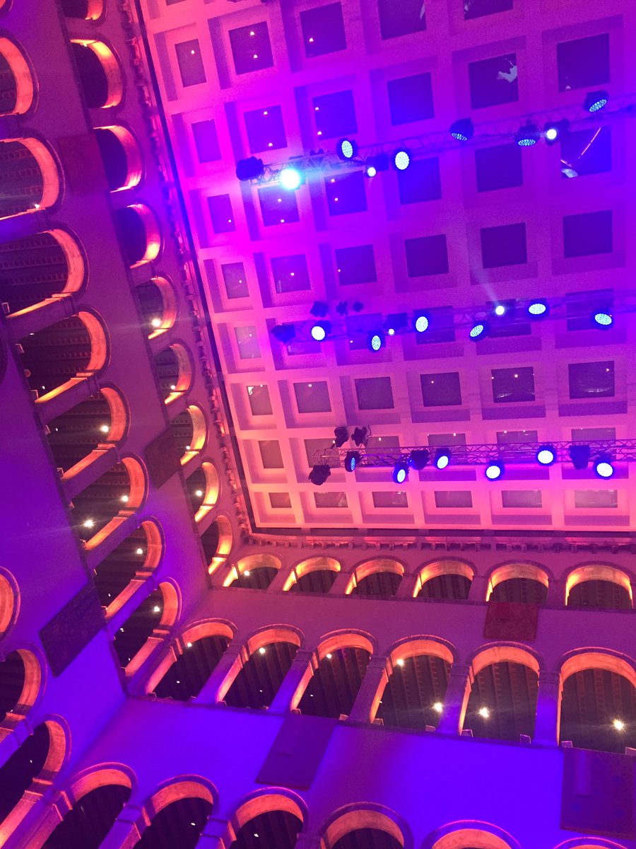 Amazing grand opening of first European store of DFS in Venice at Fondaco de Tedeschi with @BepiTosolini #dfs #Tfondaco