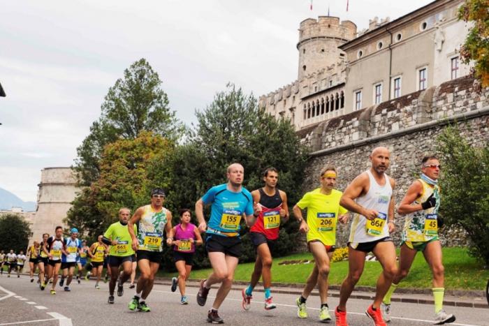 Maiocchi62's tweet photo. Questo weekend #Trento va di corsa con il #Running #Festival. Corse da mezza maratona a 5 km... https://t.co/SACrZYPge5 https://t.co/WFG0voVS46