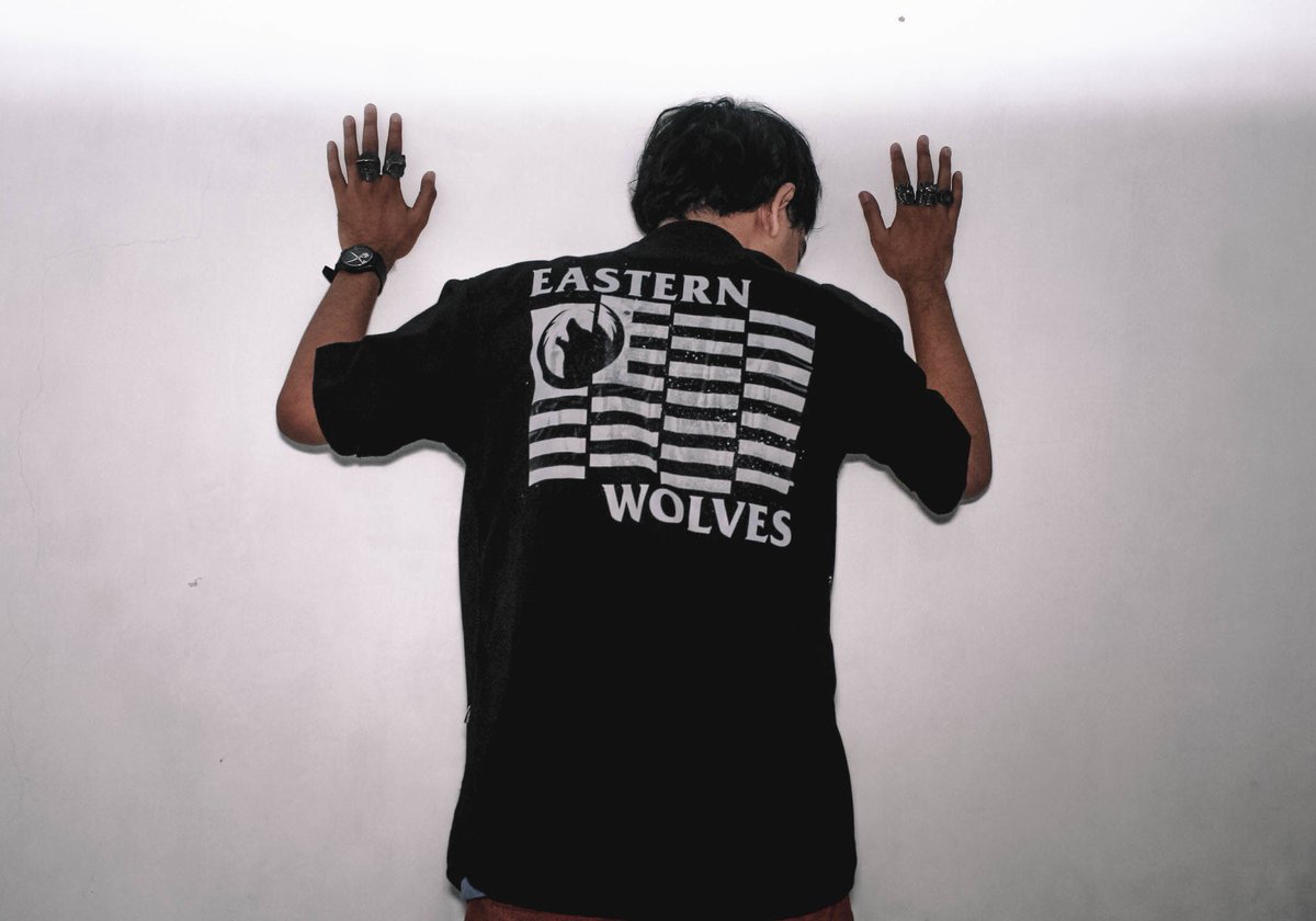 Panjijiw's tweet image. Kadang ku merasa sendirian@eastern_wolves #easternwolves #easternwolvesring