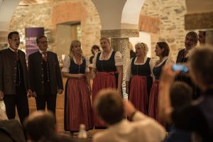 Informatik_2016's tweet image. Impressionen: Dinner im Weingut Taggenbrunn #Informatik2016 informatik2016.aau.at/impressionen-d…