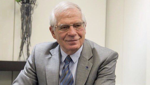 eldiarioes's tweet photo. Borrell, en la Ser: "Que yo sepa el Grupo Prisa no puede cesar al secretario general del PSOE" https://t.co/UxaI8z7EQZ https://t.co/T4IXih6CF4