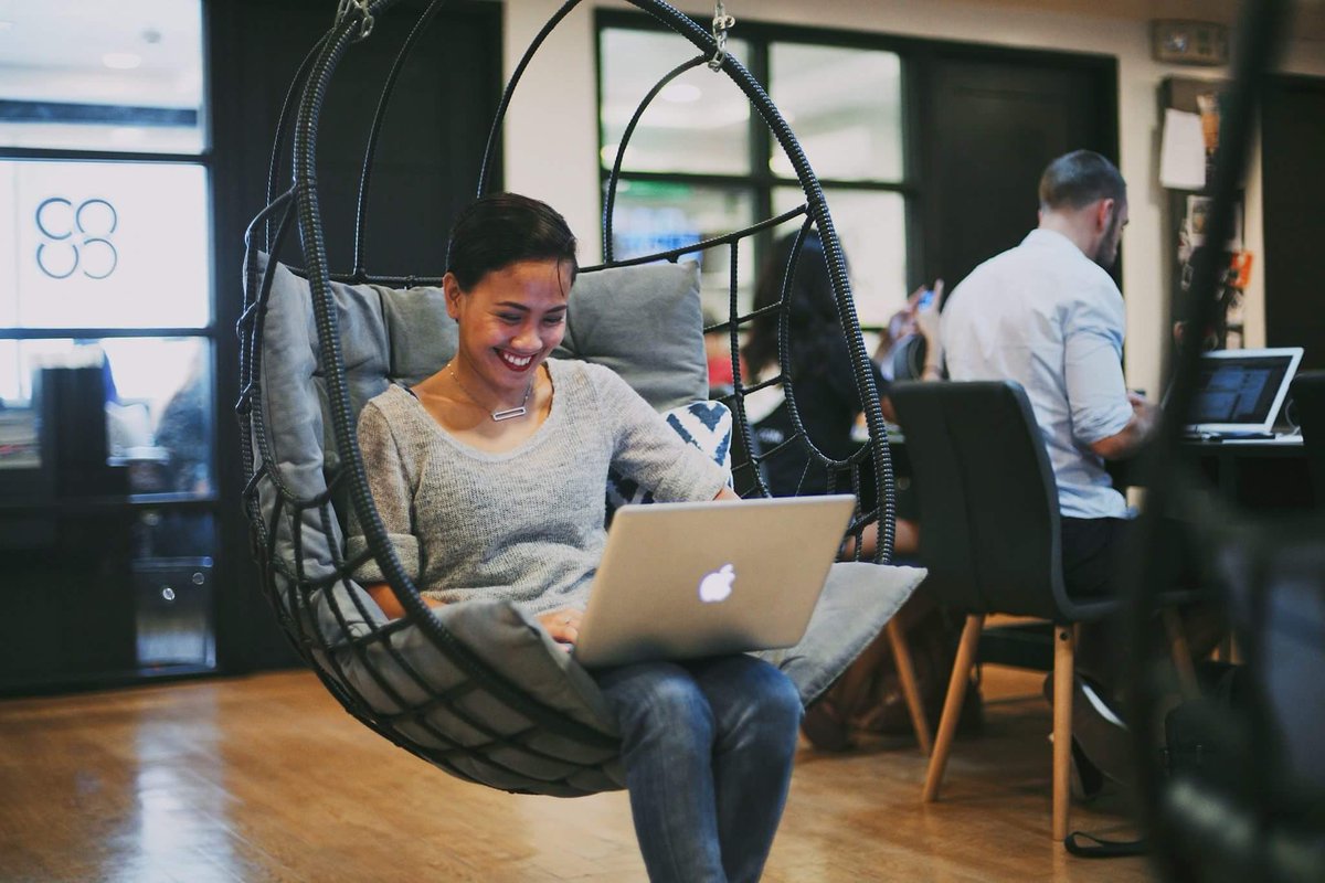 aspacemanila's tweet photo. Whether it's a rainy monday/a chill friday, we enjoy coworking w/Rebels. We hope your week has been good like ours. Cheers! #aspacemanila https://t.co/4athaz7Xu0