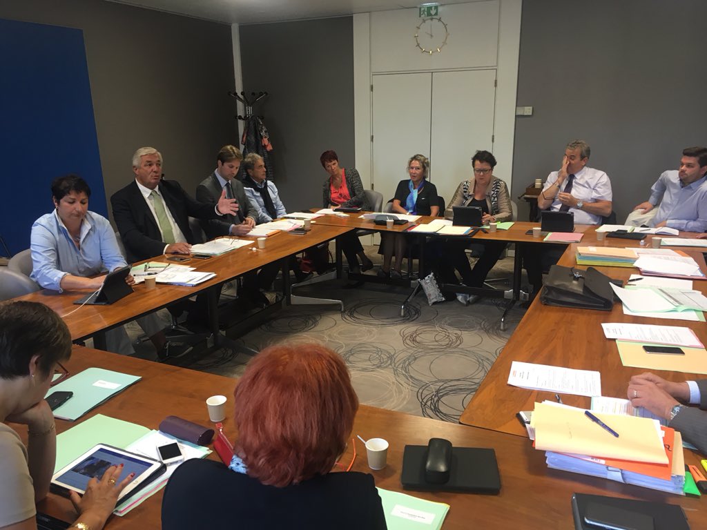 Sauvadet's tweet photo. Séminaire de travail du groupe #URDC au Conseil régional de Bourgogne-Franche-Comté https://t.co/nqtznVN9NG