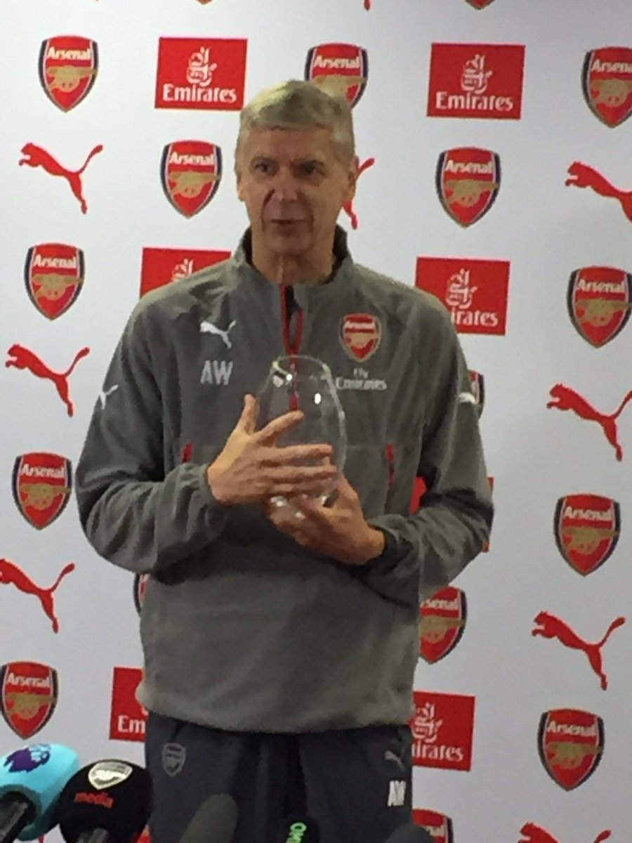 piersmorgan's tweet photo. Happy 20th Anniversary to Arsenal's manager.
For the first 8yrs, he was the best in the world. #afc https://t.co/tFlnmU7kN2