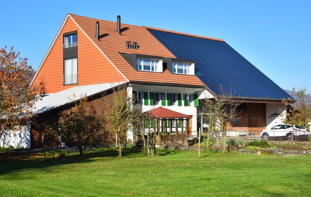 «Am meisten Geld spart, wer den Strom seiner PV-Anlage selber braucht» sagt Heynen - richtig! solothurnerzeitung.ch/solothurn/kant…