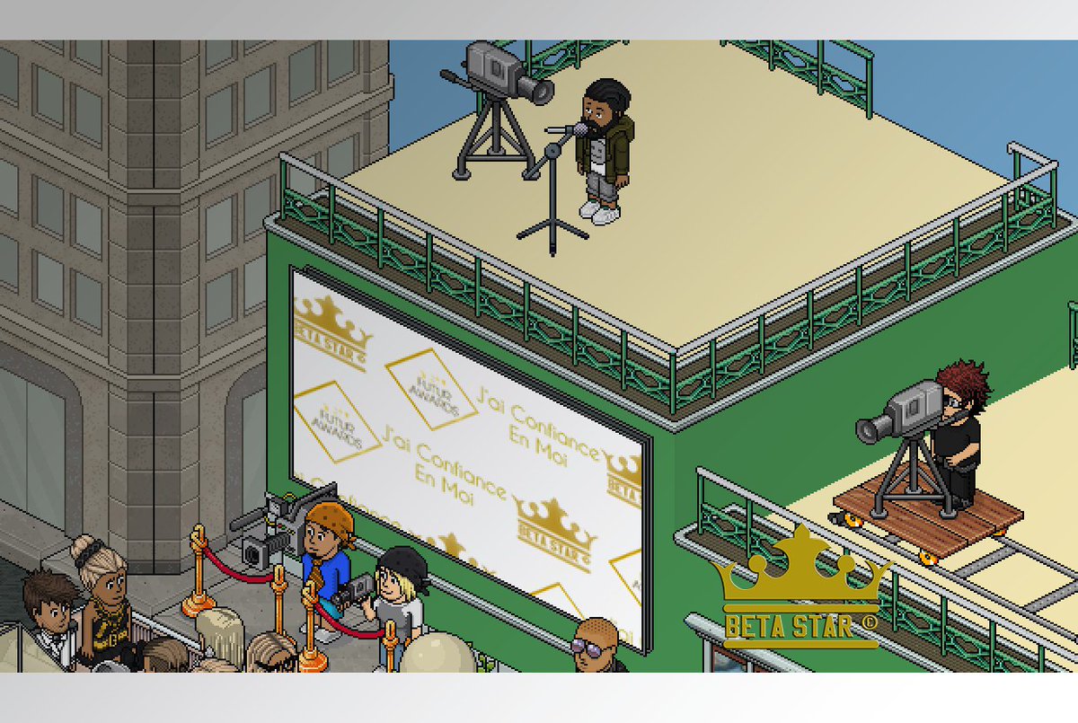 BetaStarOff's tweet image. #TFA Les photos de la soirée ! Merci d'être venu nombreux et désolé de la gêne occasionnée.