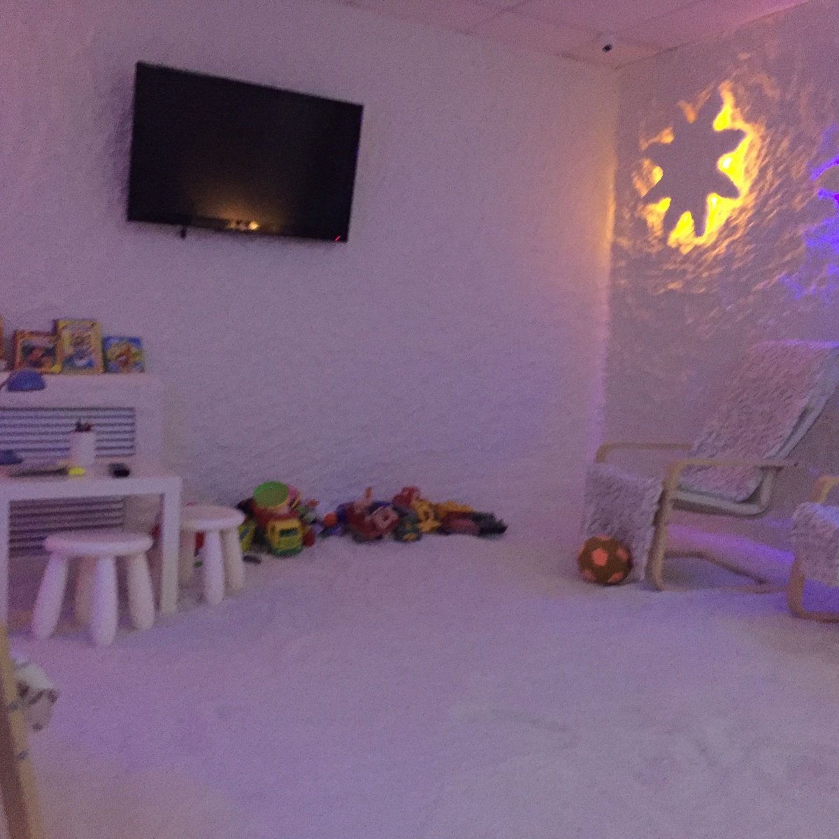 UdsGame's tweet photo. ВНИМАНИЕ, ОМСК! 
К UDS Game присоединилась Соляная пещера "СКАЛА"!
Базовая скидка - 15%
#udsgame #game https://t.co/qLs9hUPRzo
