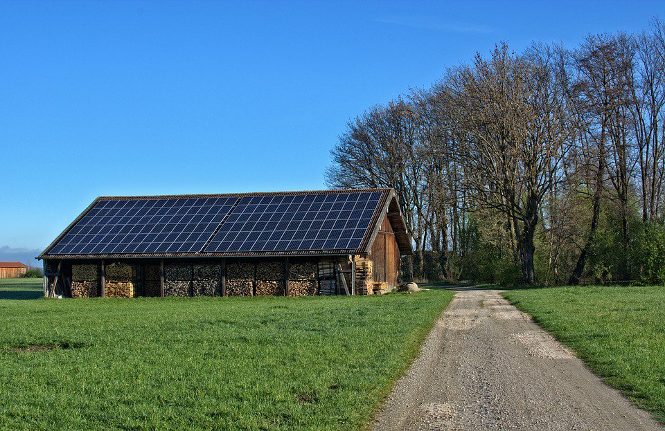 Become energy independent with off-grid #solar &amp; protect yourself from electricity price rises! ow.ly/nKH6304Ihdp