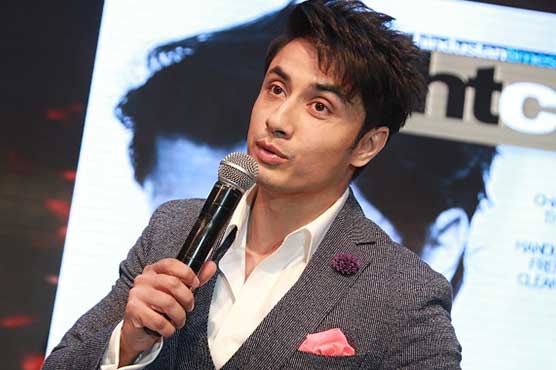 tapmadtv's tweet photo. #Indian producers pass resolution banning #Pakistani actors
#IMMPA #Bollywood #Lollywood https://t.co/EYYs1Awt29 https://t.co/V9wx8Rm6Ft