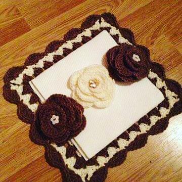 KhanShuchi's tweet photo. Hand made Tissue holder for sell https://t.co/4oU61iBziQ