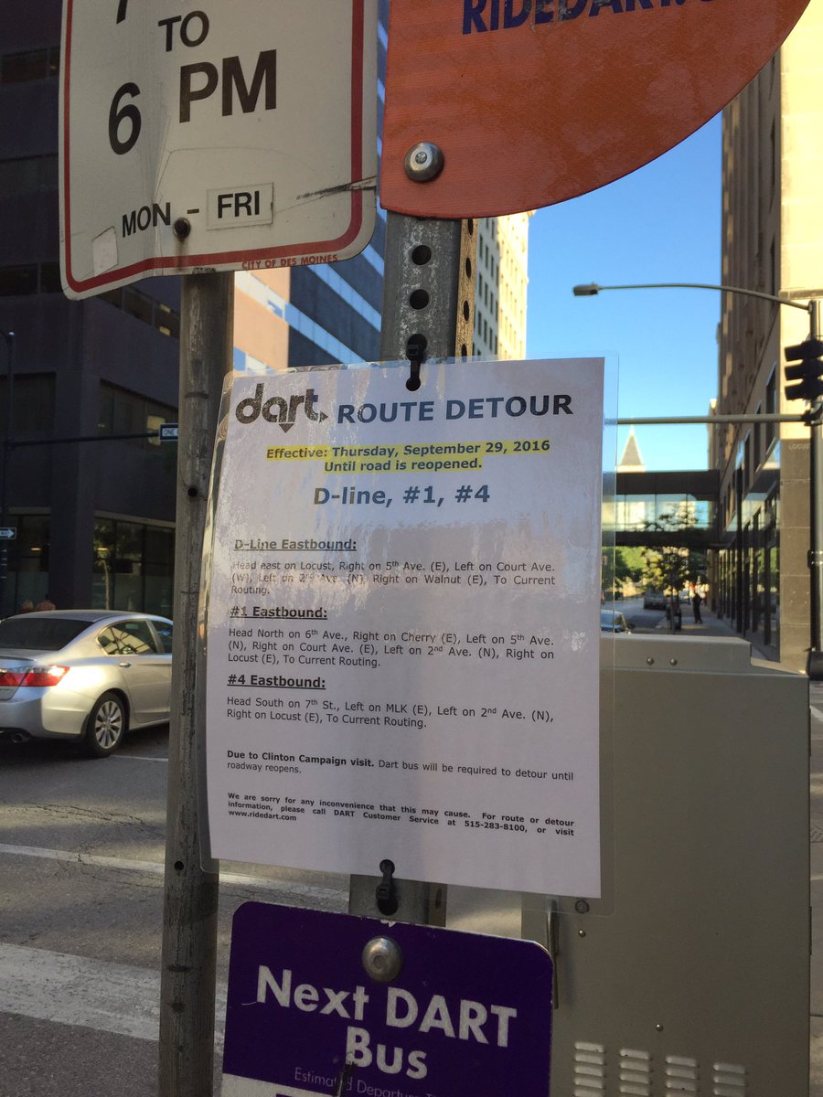 AlexanderDSM's tweet photo. @ridedart removing out of date detour signs avoids confusion on the part of the rider, here's an example at 6th and Locust https://t.co/cd7YtcluXC