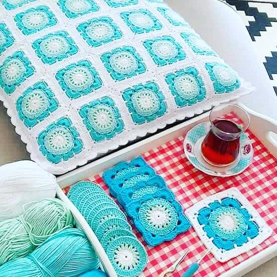 KhanShuchi's tweet photo. Hand made  Cushion covers for sell https://t.co/xRQrkVp5cT