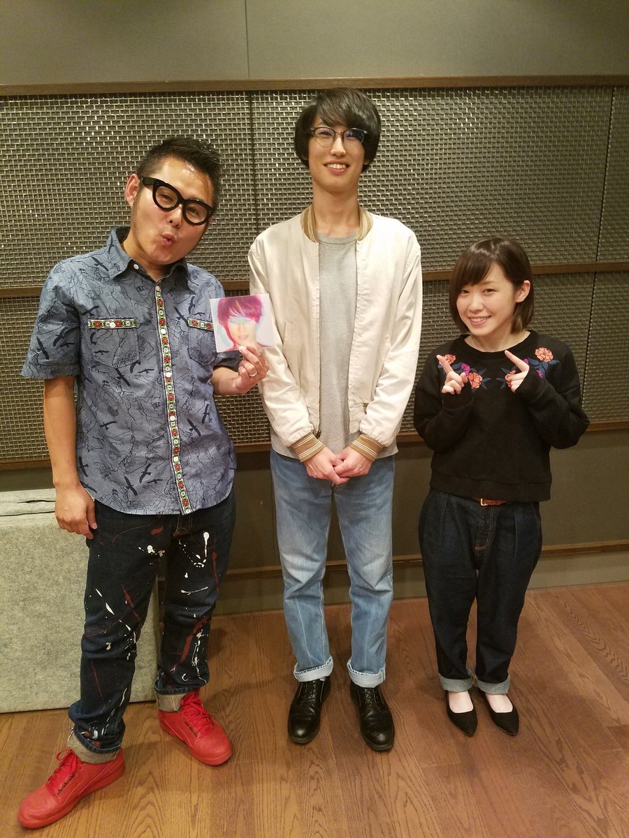 番組初ゲストに来ていただいたplentyの(Vo&Gu)江沼郁弥さんと記念写真