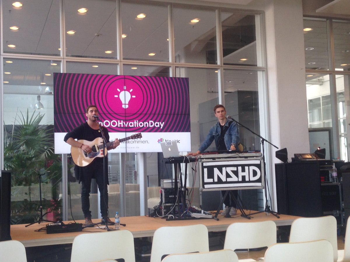 FraeuleinMa's tweet photo. Thanks for beeing at our #InnOOHvationDay, @lion5head! https://t.co/dK512fJEis