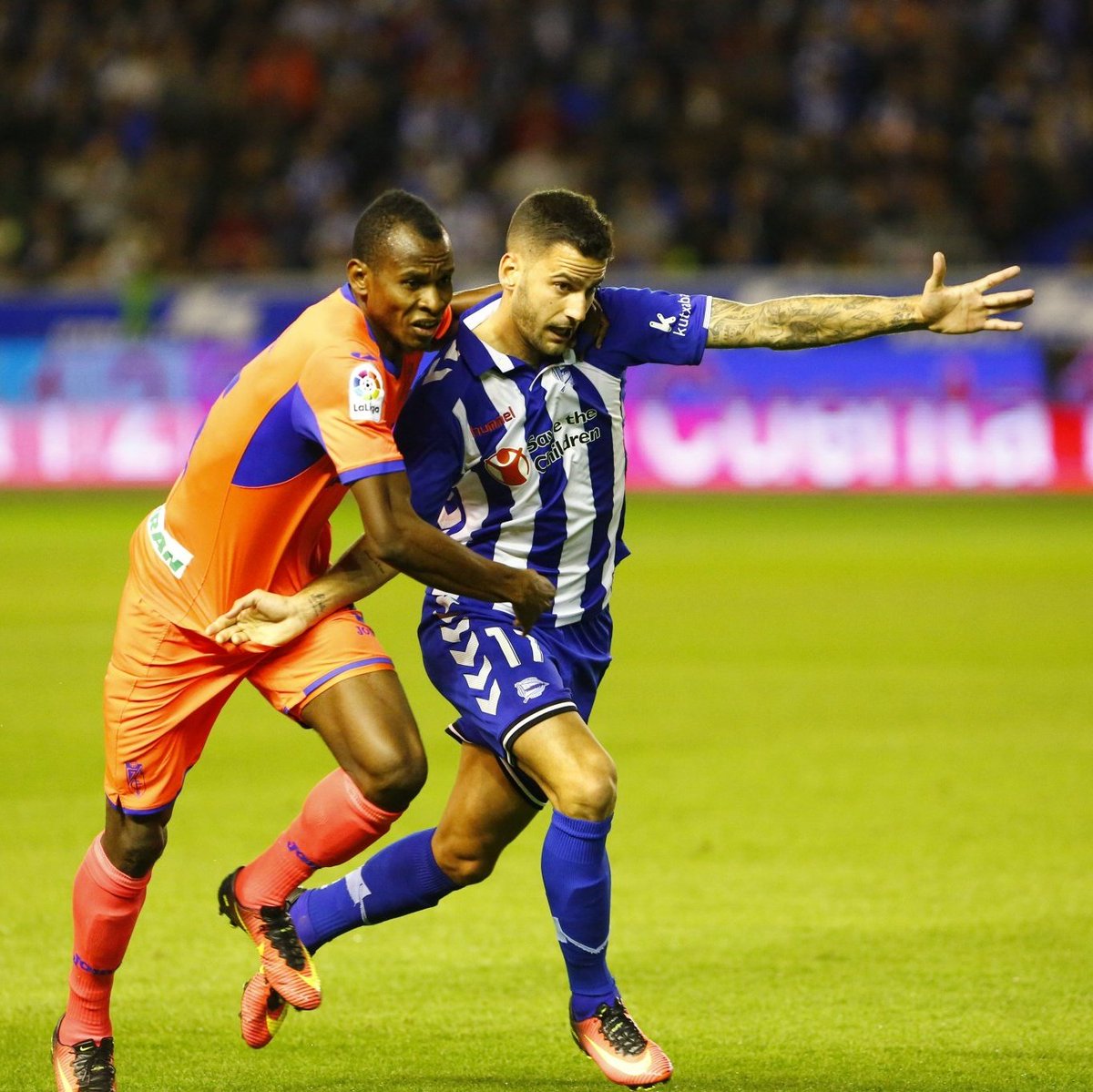 zsm_zz's tweet photo. ⬆⬆⬆⬆⬆⬆⬆⬆⬆
  ENCUESTA ARRIBA

💥JORNADA 7💥

¿QUIEN GANA?

SEVILLA FC vs D. ALAVÉS

IMPARCIALIDAD POR FAVOR! https://t.co/zsY8aM15Pi