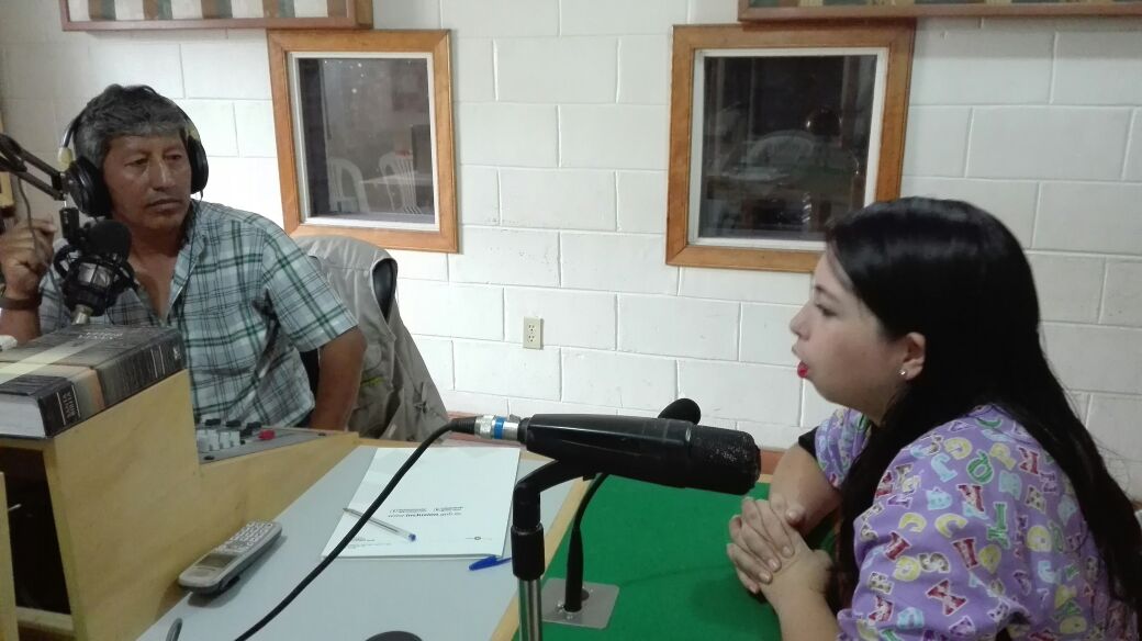 Salud_CZ3's tweet image. Pastaza: #CSShell en intervención radial explica los riesgos del embarazo adolescente y recomendaciones para su #Prevención