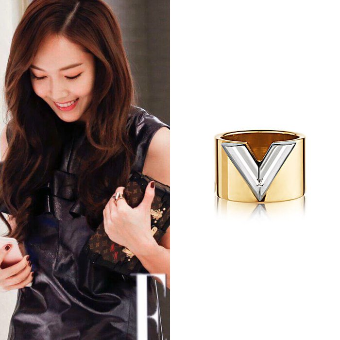 likesica on X: 20160930 #Jessica #JessicaJung #제시카 LOUIS VUITTON (essential  v ring) $405.00  / X