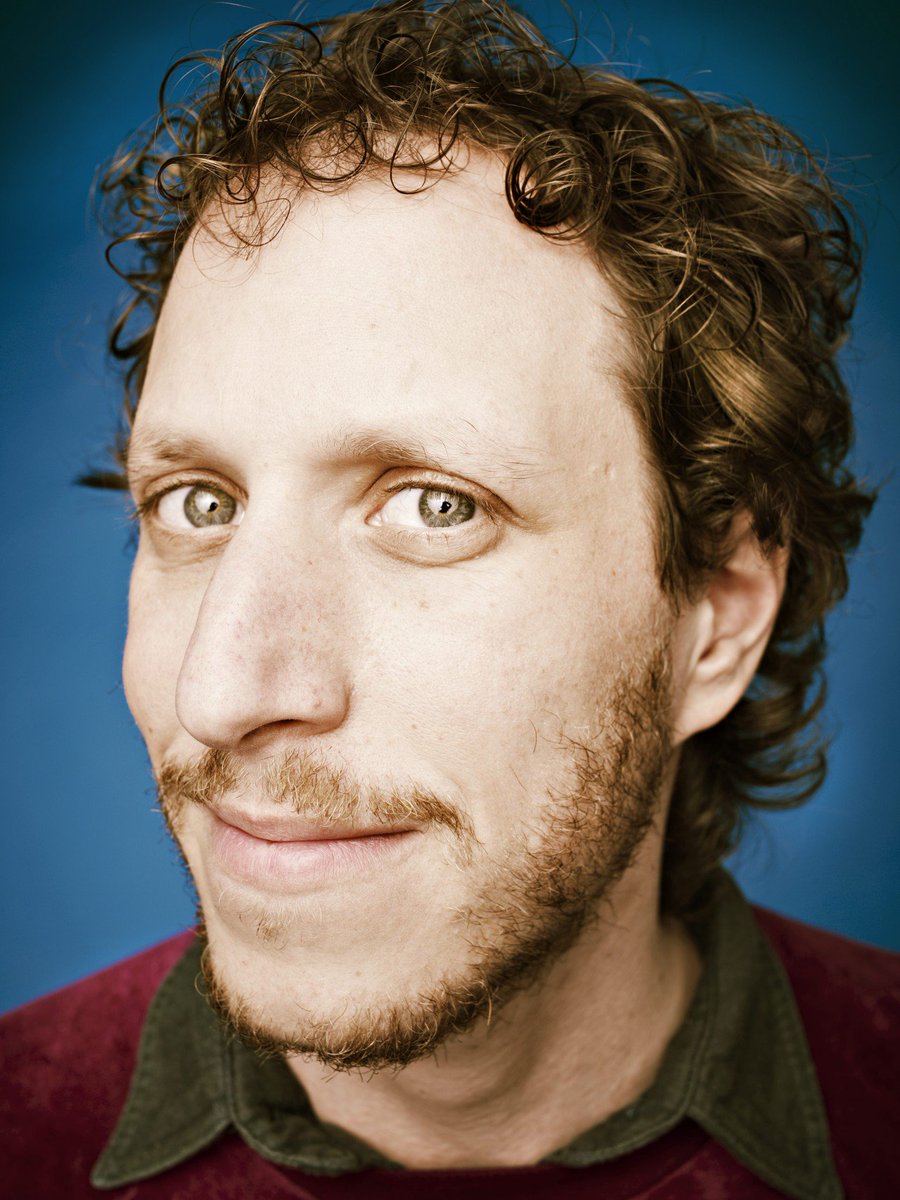 Er zijn nog twee kaarten voor @MichaWertheim vanavond! Mail me als je er bij wilt zijn: sanne [at] theaterbouwkunde.nl.