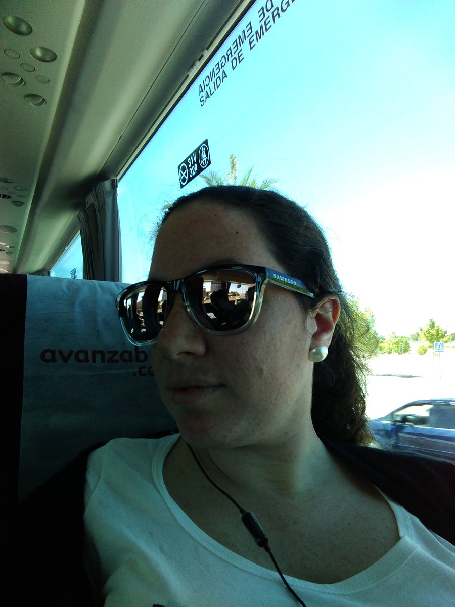 krisglez_'s tweet photo. #ClosingPachaVIP #HawkersTeLlevaAIbiza @HawkersCo https://t.co/lpauD9Wkac
