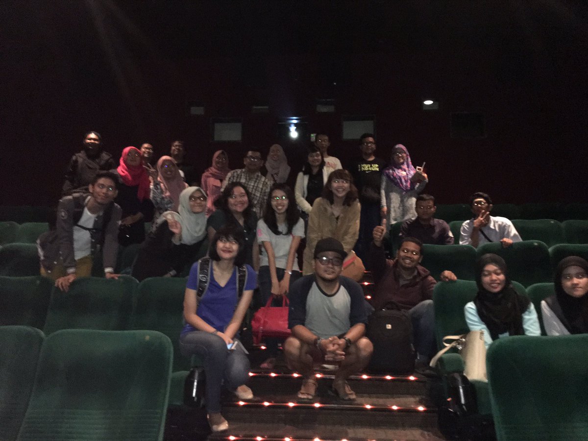nontonSUB's tweet photo. Arek2 #nontonSUB jek tas mari nobar @spyinlove_movie iki. Pengen ngerti testimoni e? Entenono video e yo rek! #SpyInLoveDay2 https://t.co/2ssXPaoLHG