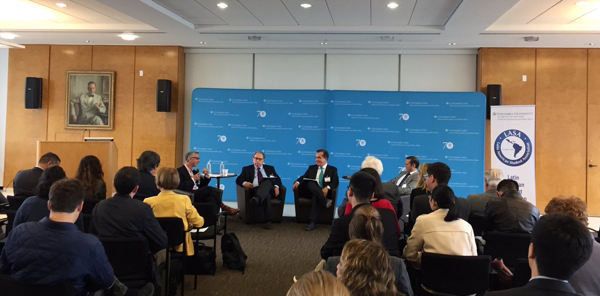 XimenaMataZ's tweet photo. First panel of #LASAConference2016 with @LCUgalde @jg_valdes and @ChrisSabatini #ideologicalturninLATAM https://t.co/f5ejMrk16x