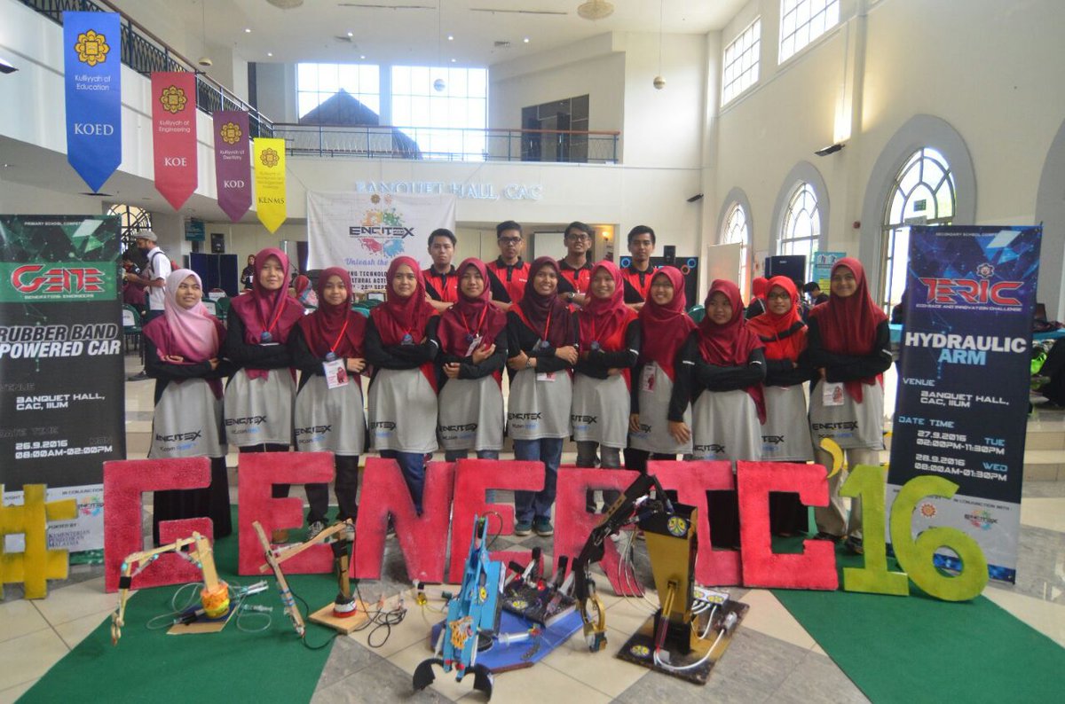 abdullah_e21's tweet photo. 2nd wishlist✔.1st kuliyyah's program after 3 yrs in gombak.learn a lot of things :') #GENERIC16  #engitex #PCpadU https://t.co/CqMfvRCIU9