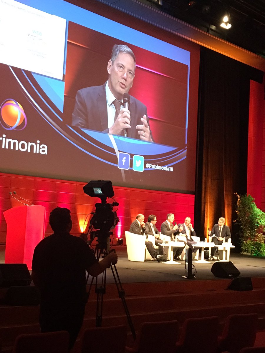 PatrimoniaLyon's tweet photo. #conf4 et quand est-il de la réglementation ? #fintech #CGPI question argumentée par Hubert de Vauplane https://t.co/rGCyYl8kk3