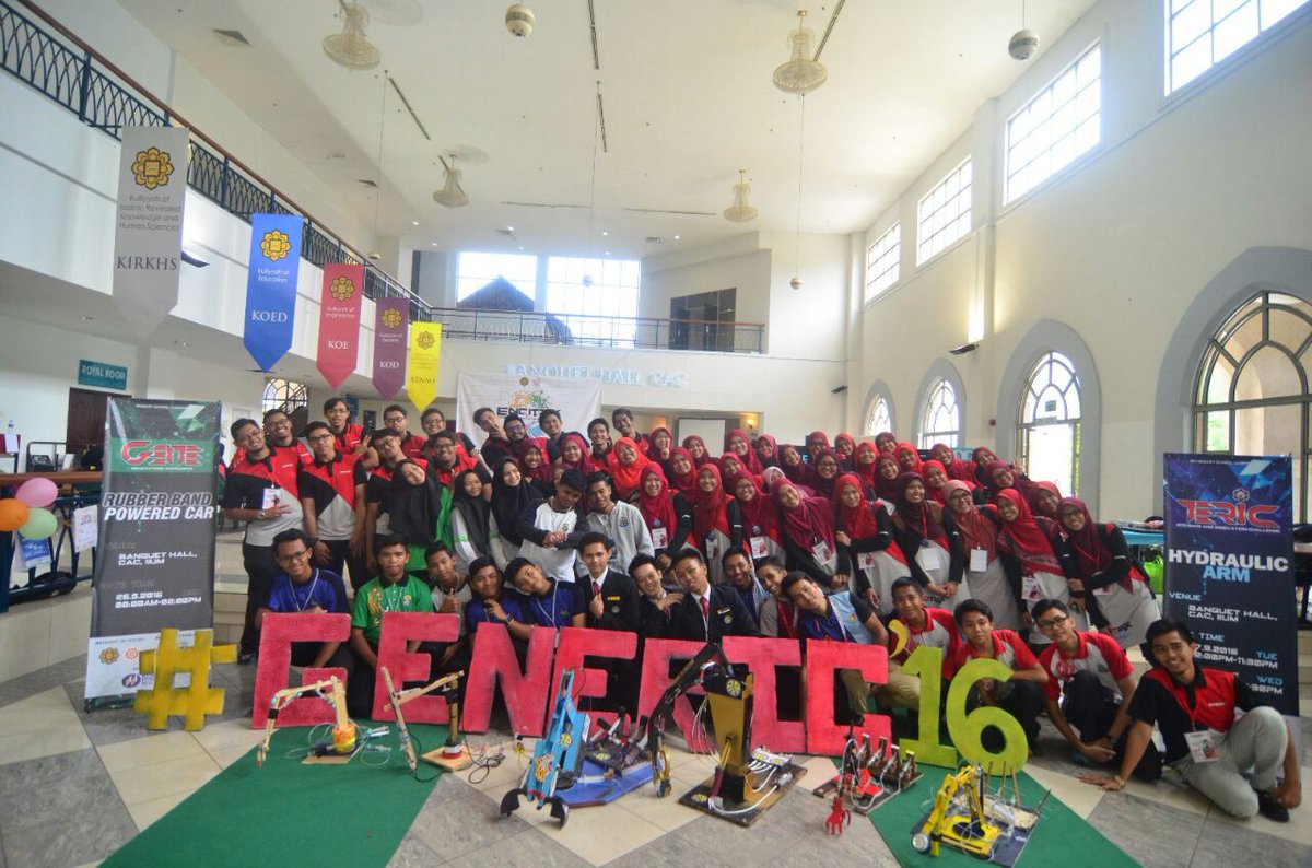 abdullah_e21's tweet photo. 2nd wishlist✔.1st kuliyyah's program after 3 yrs in gombak.learn a lot of things :') #GENERIC16  #engitex #PCpadU https://t.co/CqMfvRCIU9