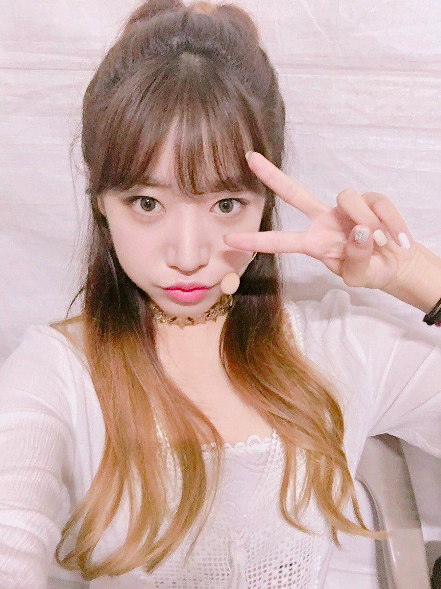 Apink_2011's tweet photo. [#남주] 오늘도 와주신 팬더들~ 그리고 못오셨지만 함께 해주신 팬더들 고마워요 ㅎㅎㅎ
곧 유희열의스케치북듀 방송한다아!
슬슬 추워지는 가을 날씨에 옷 따뜻하게 입고 항상 건강하게 만나요 우리^^
오늘도 내일도 앞으로도 네가 내가 설렐수있게
ㅎㅎ사랑해 https://t.co/VpJ9EKKdpX