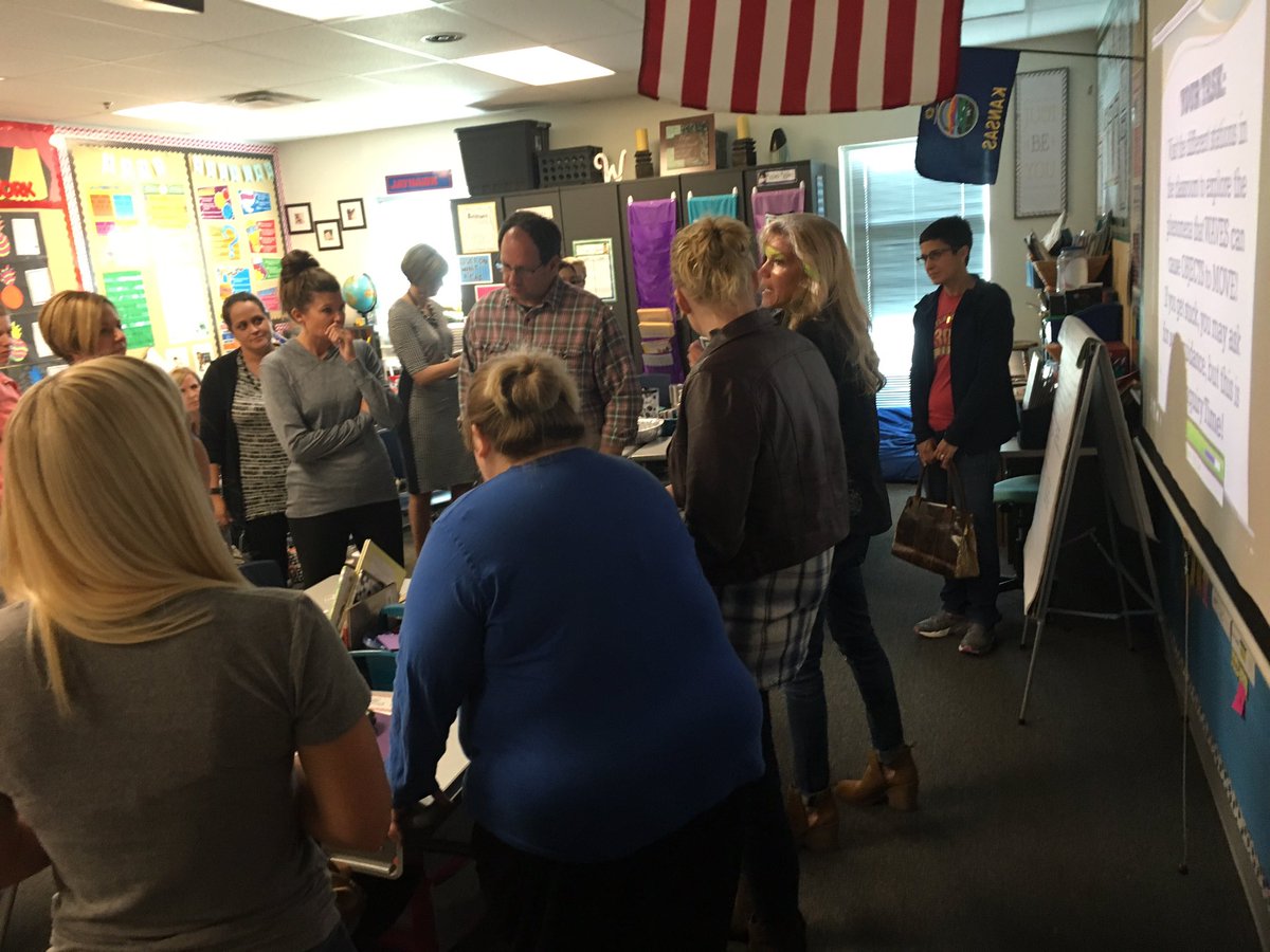 HTPrincipal's tweet photo. @olatheschools @trendinged Passionate discussion from Julie Miller on #NGSS https://t.co/EofgjRniNF