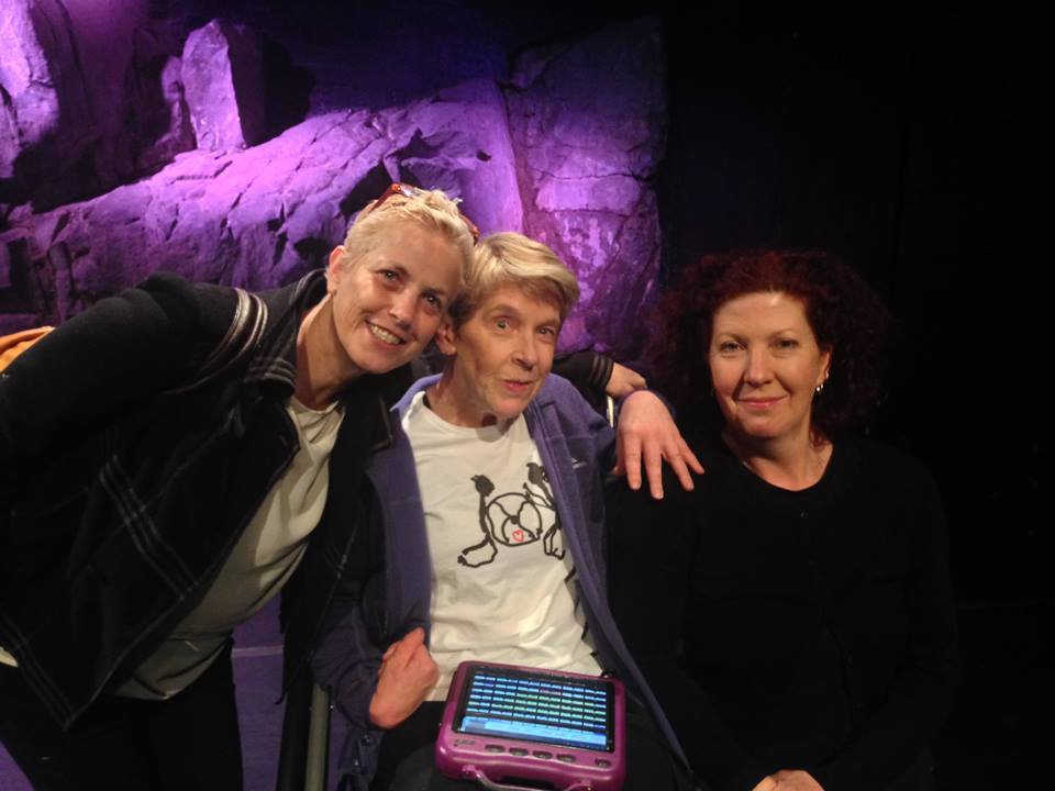 salamancamoves's tweet photo. The audience of The A.W.A.R.D Show chose Dianne Reid &amp; Melinda Smith for a spot in @tendaystas &amp; $5000 development funds.
#SalamancaMoves https://t.co/w6tBqKkUVQ