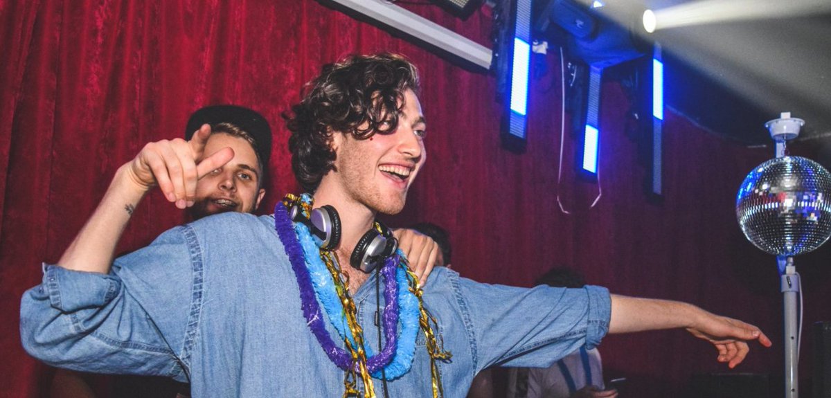 <a href="/iamapplebottom/">AppleBottom</a> doing his thannnng last week at #throwback. Grab an advance ticket now for £3. bit.ly/throwback1119l…