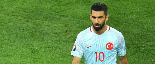 Arda'yı milli takıma almamak ancak Fatih Terim gibi egoyla bürünmüş bir adama yakışırdı. Arda, Turkiye'nin futbolda en ust noktasıdır.