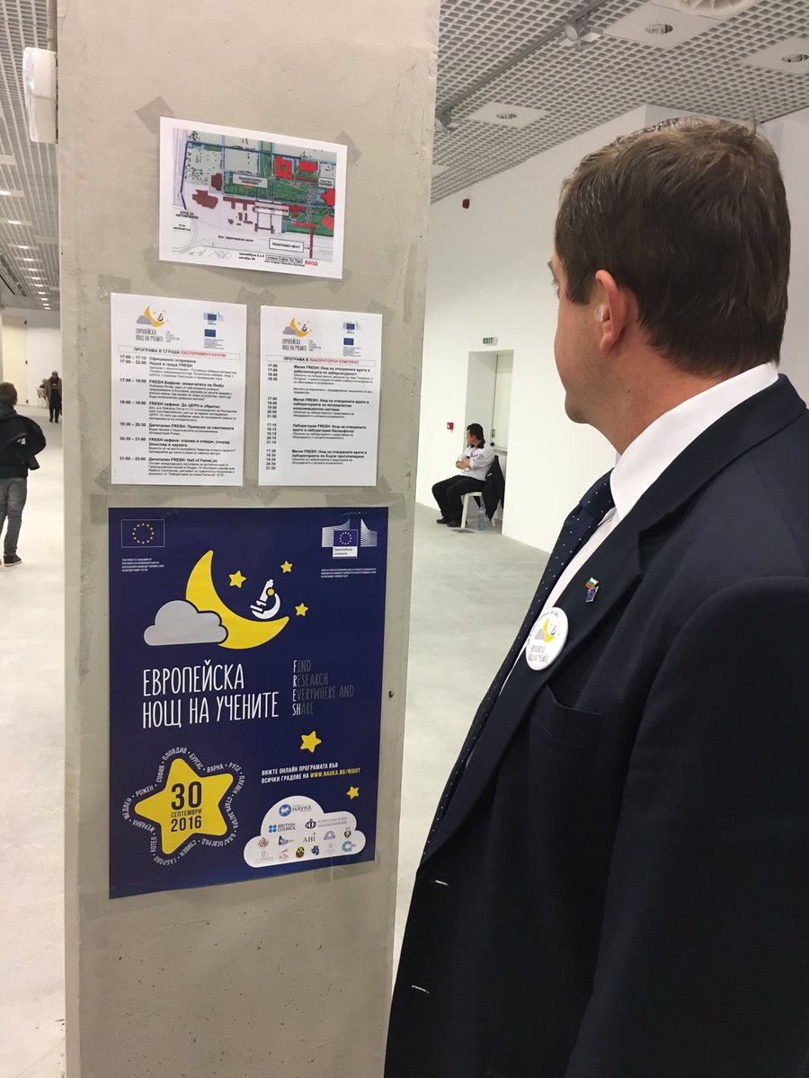 ECinBulgaria's tweet photo. Начало на #EuropeanResearchersNight в София даде @OgnianZlatev!
#FRESH https://t.co/xIPw5PdAj5