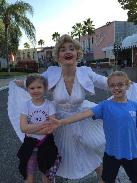 FitFamilySC's tweet image. Check out the @FitFamilyNC @CarolinaParent winners enjoying their trip to Universal Studios! We're so glad you're having fun, Separk family!