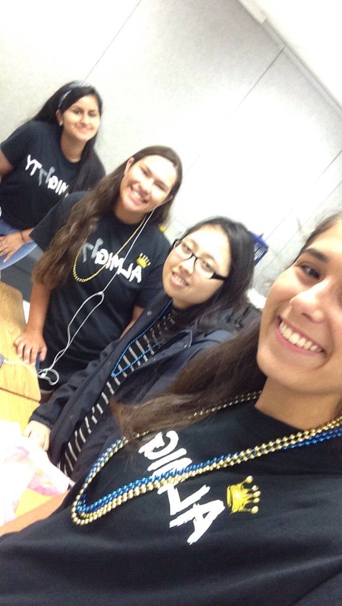 Camille8_'s tweet photo. #lancerspirit17 https://t.co/J9PgHxzTOO
