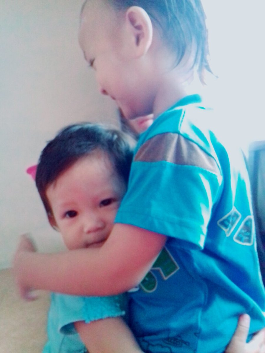 rossynanda91's tweet photo. 😆😆😆😆😆#anju #aron https://t.co/NMd3oTGMSA