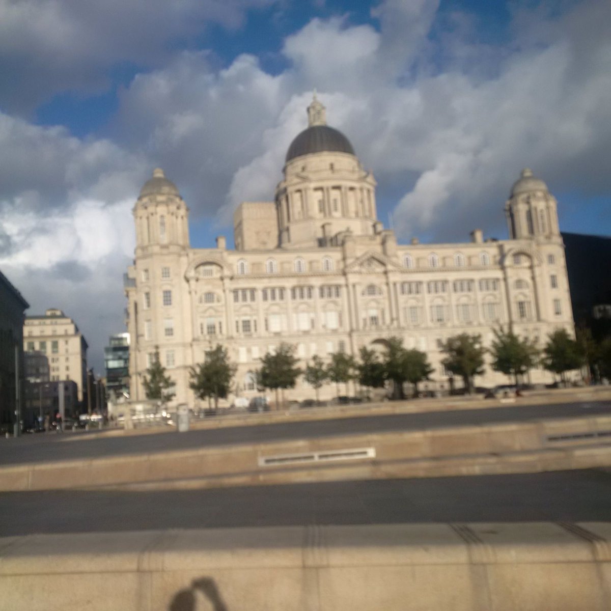 Lovely day in #Liverpool meeting with <a href="/TomHallsTavern/">Tom Hall's Tavern</a> 
#marchefood #marchewine #FridayFeeling #Beatles