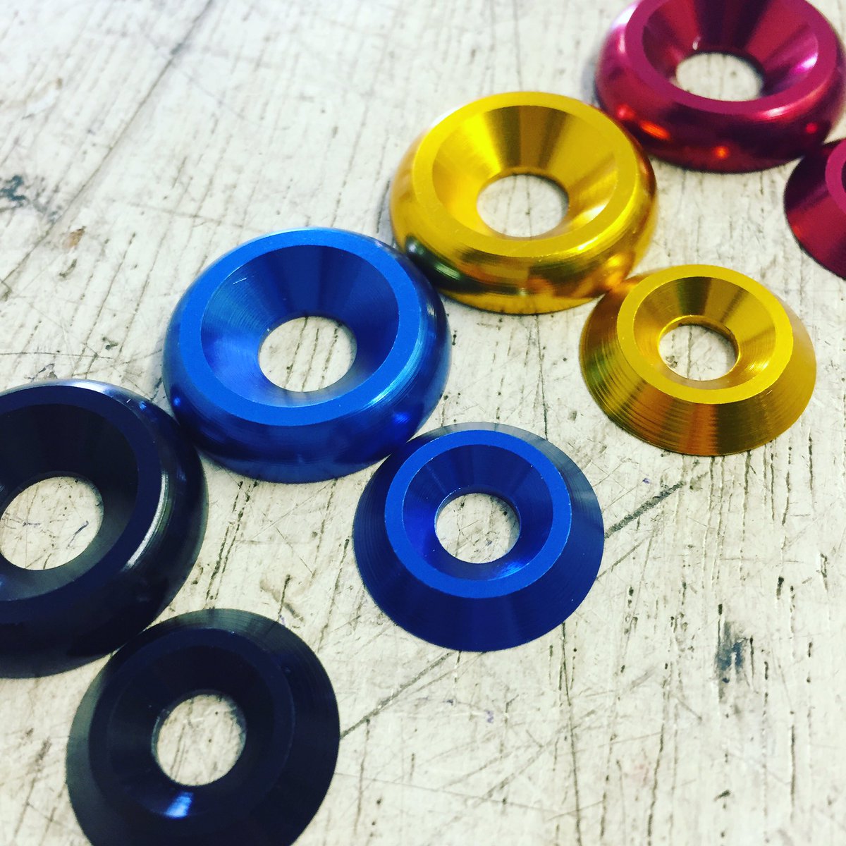 SpeedwayService's tweet photo. M8 + M6 CSK washers ready for bike builds. Finished off the bike really tidy. #countersunk #speedway #bikebuilds #bike https://t.co/40gQEy4Cjw