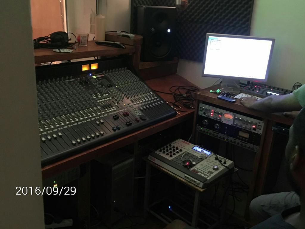 Queensrowstudio's tweet photo. https://t.co/YjPe6YxOqV