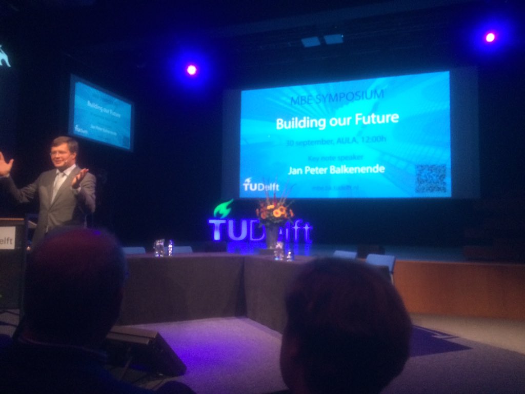 XXarchitecten's tweet photo. Congres met jp b https://t.co/aaWCXXb1hF