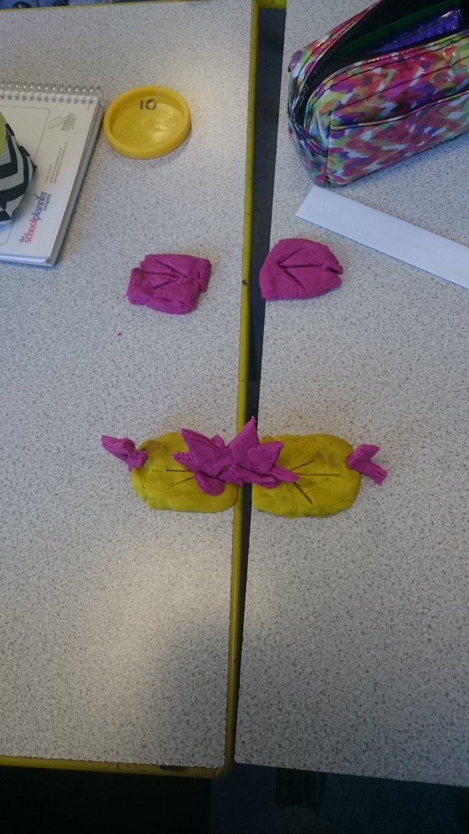 GeogSSHS's tweet photo. Y7 playdough modelling #playandlearn https://t.co/NUKOPjdlAP
