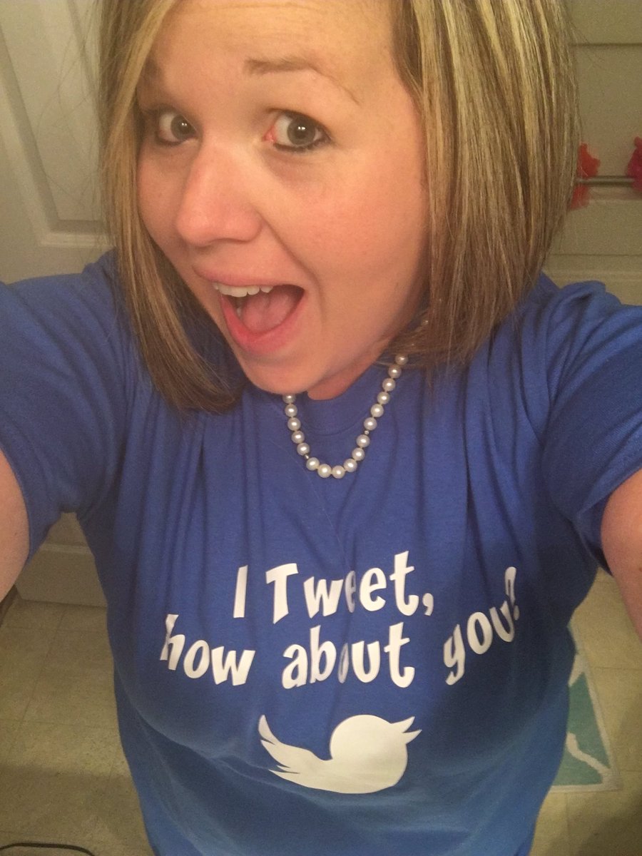 jsickmeier_lcss's tweet photo. And the twitter award goes to..superpara! #tweetable #winning #lovemybirdshirt Thanks @sukaratana_lcss @crocker_lcss https://t.co/dmFZeXPQ2t