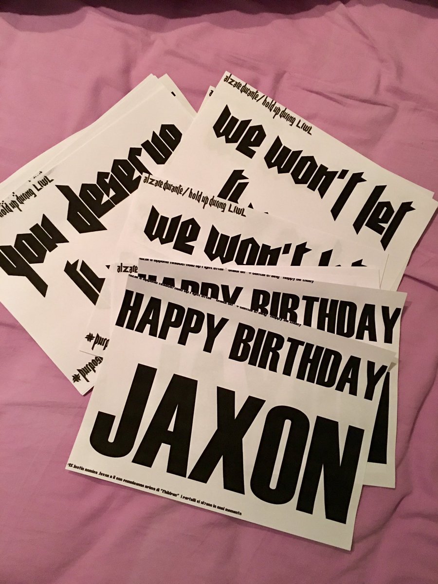 nicobovolenti's tweet photo. IO SONO PRONTO!! E VOI?? @JBItalianCrew #PurposeTourItaly #FanActionJustin 👑💙 https://t.co/wyB46hrTK3
